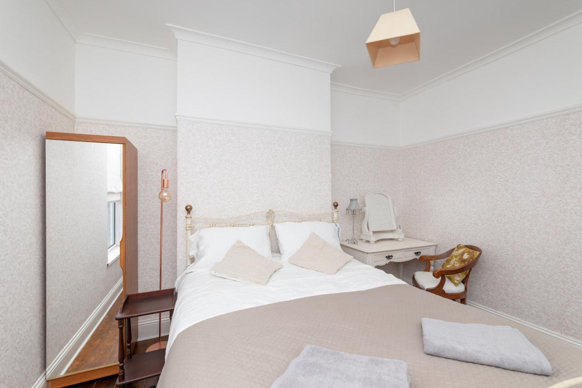 Characterful Terrace Retreat In County Durham - Sleeps 6 Apartment Stanley  Exterior photo